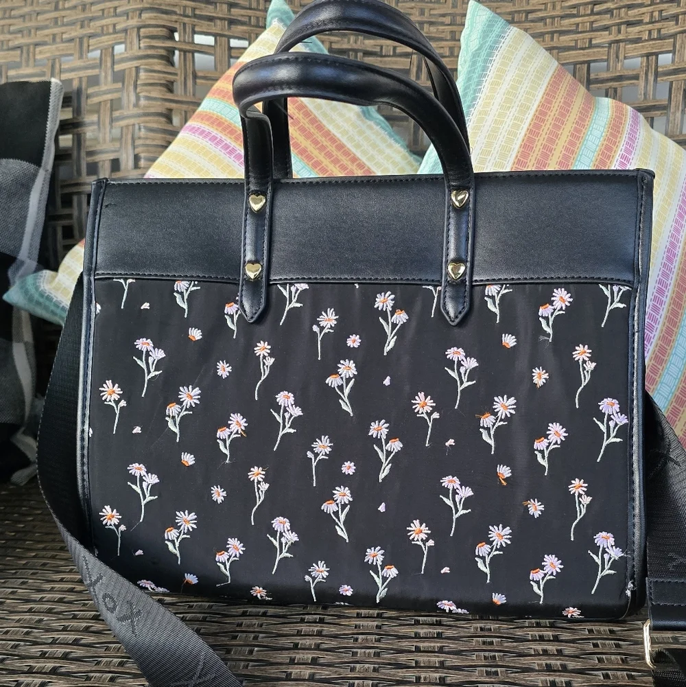 Betsey Johnson Xobeca-Y Tote Crossbody with Flower Charm - Picture 5 of 10